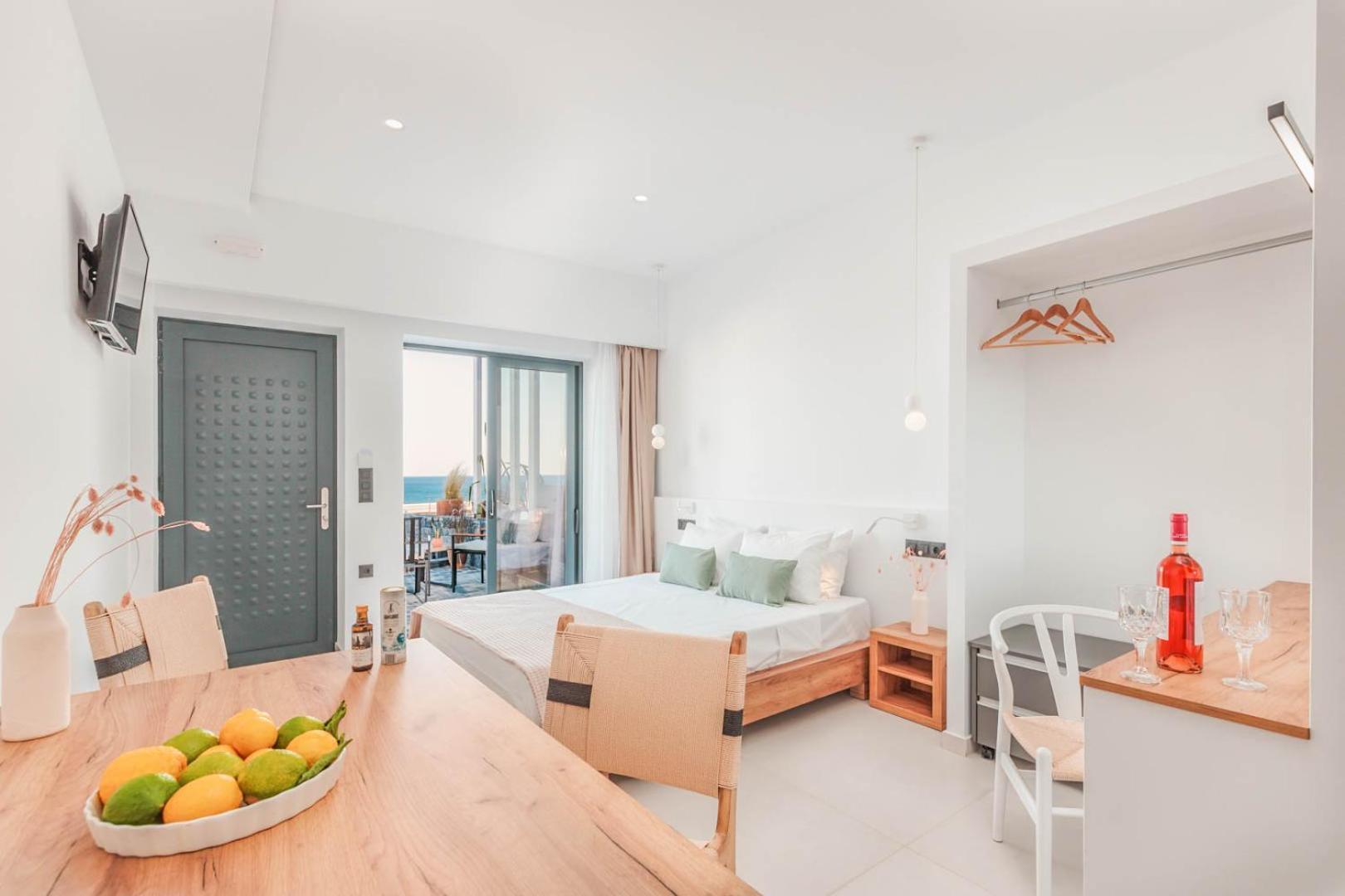 Plakakia Luxury Apartments Makrýgialos Esterno foto