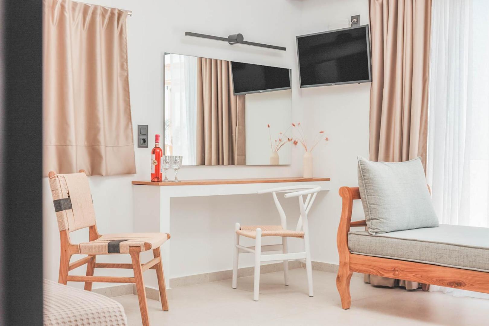Plakakia Luxury Apartments Makrýgialos Esterno foto